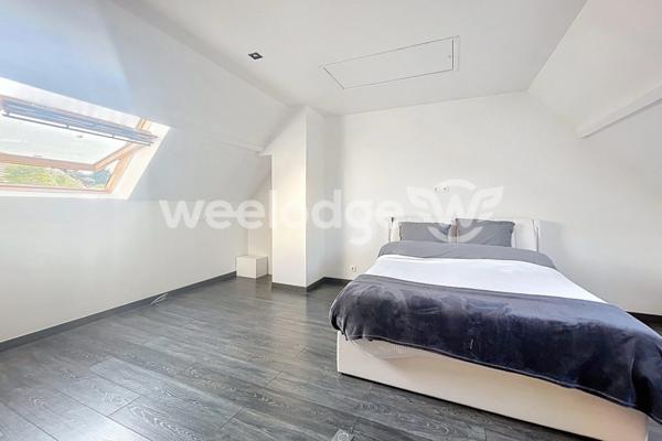 Maison à vendre 6 pièces de 128 m² à Jouy-le-Moutier