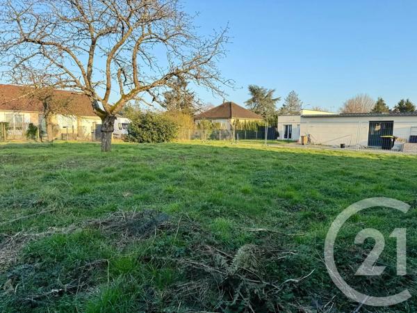 Terrain à vendre  565 m 2   CROTH  - 27