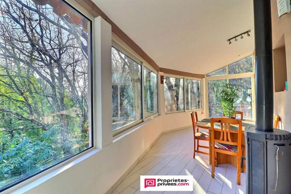 Propriété à Evenos 10 pièce(s) 310 m2 - deux maisons sur  une parcelle de 69215 m2