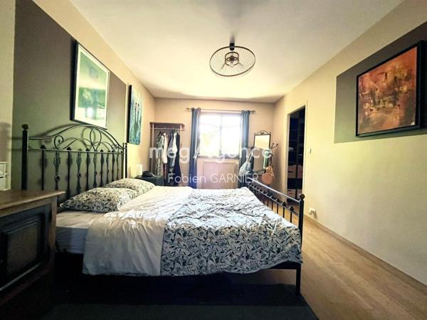 Maison à LES PONTS-DE-CE, 49130 - 9 pièces 182m²