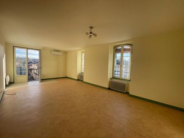 Charmant appartement à louer à Eymet