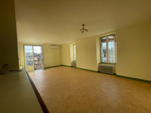 Charmant appartement à louer à Eymet