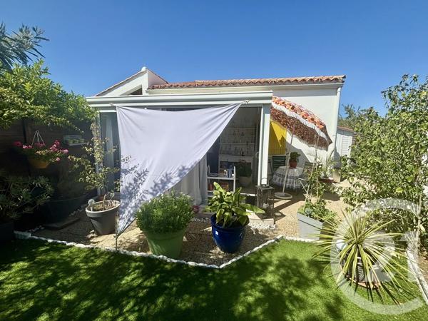 Appartement T2 à vendre  2 pièces - 46,64 m 2   JARD SUR MER  - 85