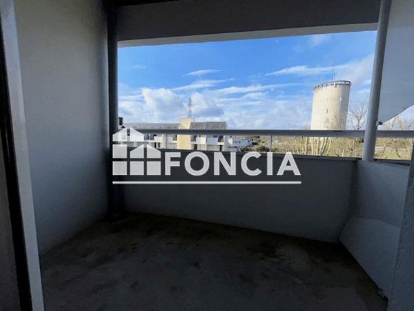 Location Studio meublé 14.05 m² - RESIDENCE BEAULIEU - 3 AVENUE D'IASSY Poitiers 86000