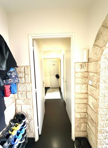 Vente
                Appartement70,41 m² - 4 Pièces -
                    CROSNE (91560)