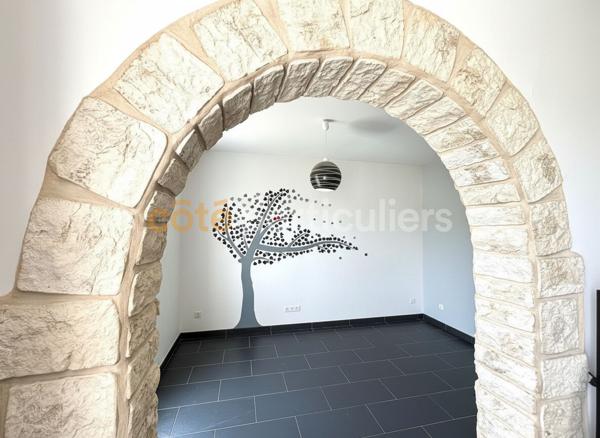 Vente
                Appartement70,41 m² - 4 Pièces -
                    CROSNE (91560)