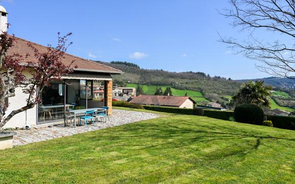 SAINT DIDIER AU MONT D'OR, MAISON DE 200 M2 UTILES SUR TERRAIN DE 1816 M2 AVEC VUE EXCEPTIONNELLE ET PISCINE