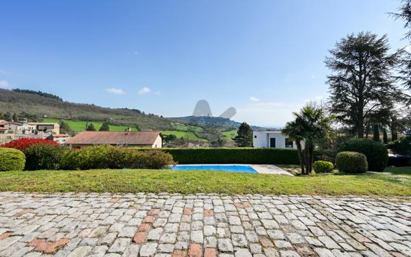 SAINT DIDIER AU MONT D'OR, MAISON DE 200 M2 UTILES SUR TERRAIN DE 1816 M2 AVEC VUE EXCEPTIONNELLE ET PISCINE