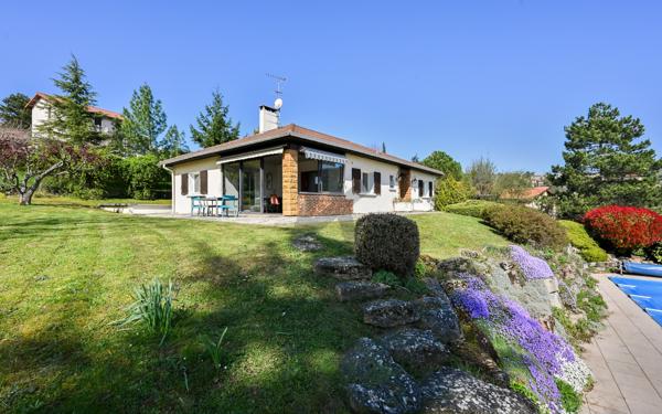 SAINT DIDIER AU MONT D'OR, MAISON DE 200 M2 UTILES SUR TERRAIN DE 1816 M2 AVEC VUE EXCEPTIONNELLE ET PISCINE