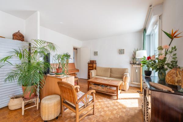 Appartement
         4 pièces
        - 94 m² Exclusivité 560 000 € *