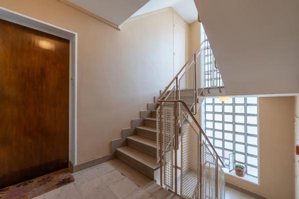 Appartement
         4 pièces
        - 94 m² Exclusivité 560 000 € *
