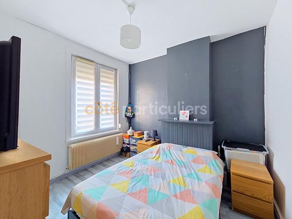Vente
                Maison114 m² - 5 Pièces -
                    ARMENTIERES (59280)