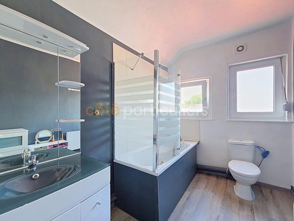 Vente
                Maison114 m² - 5 Pièces -
                    ARMENTIERES (59280)
