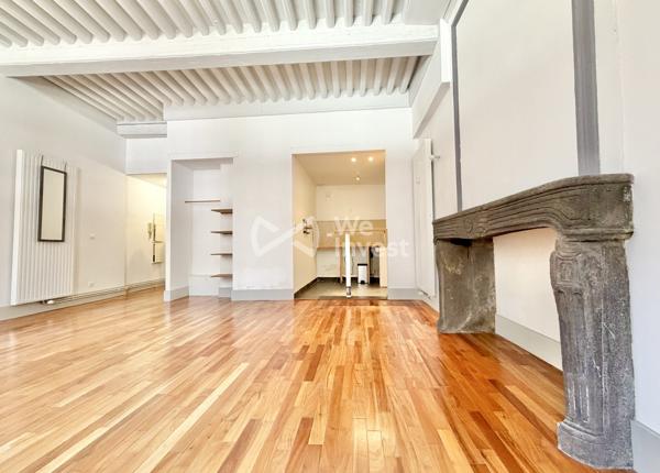 Appartement de type 1 en rez-de-chaussée de 45m2.