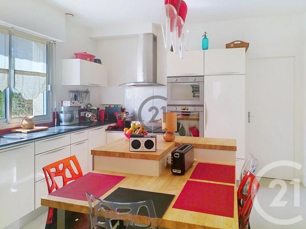 Maison à vendre  6 pièces - 165 m 2   GUERANDE  - 44