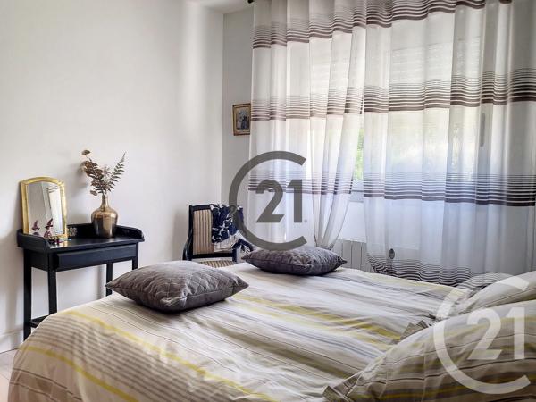 Maison à vendre  6 pièces - 165 m 2   GUERANDE  - 44
