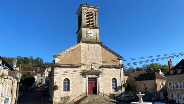 à vendre un ensemble chambres d'hôte - Bar - Restaurant à L'ISLE SUR SEREIN (89)
