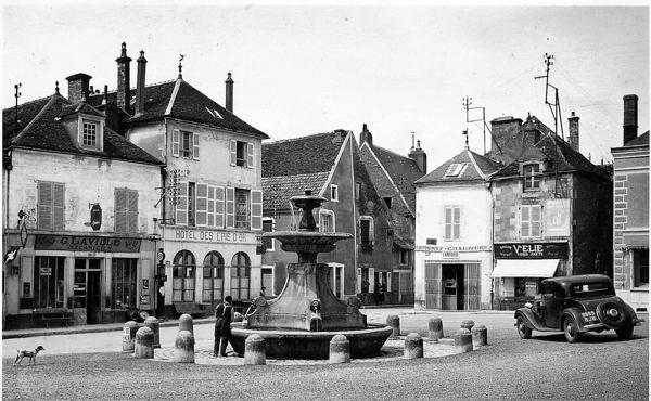 à vendre un ensemble chambres d'hôte - Bar - Restaurant à L'ISLE SUR SEREIN (89)
