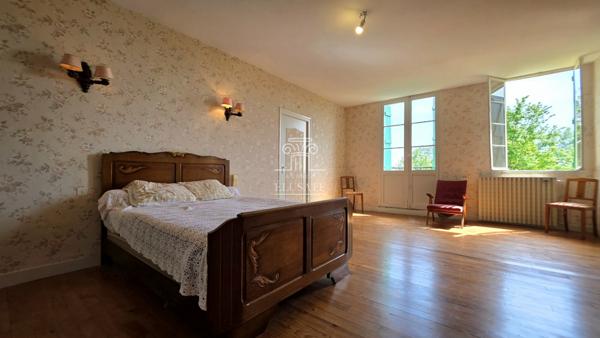 Nogaro (32110) MAISON T11 - 300M² EN CAMPAGNE AVEC TERRAIN D'1HA ET DEPENDANCE / PROCHE NOGORO