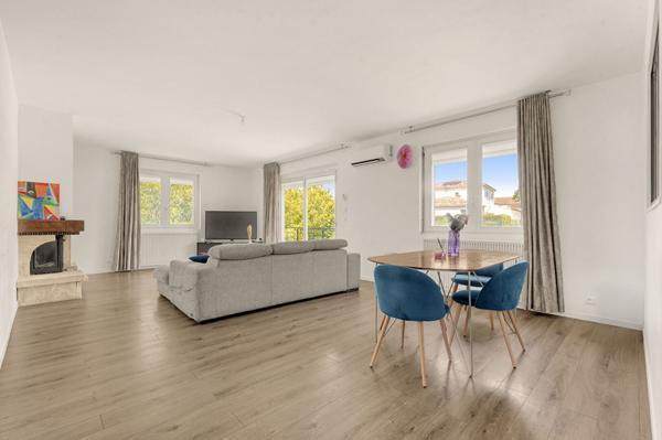 Maison familiale 182m² - Garage piscine et jardin