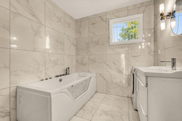 Maison familiale 182m² - Garage piscine et jardin