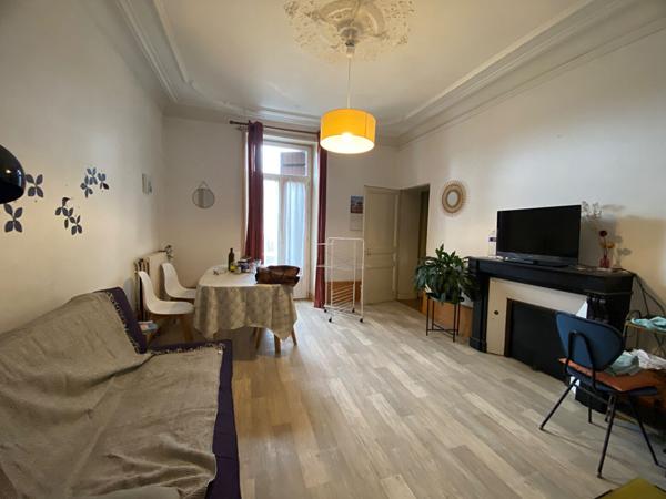 A vendre, Immeuble de rapport à Périgueux (24000) avec 3 appartements et un local commercial
