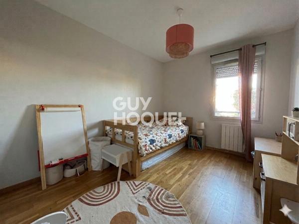 APPARTEMENT T3 NON MEUBLÉ - 68.34 m² - LA TERRASSE - 2 PLACES DE PARKING - CAVE