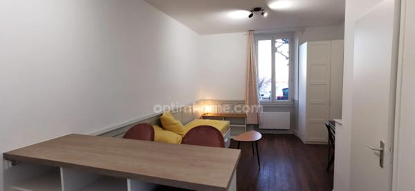 Immeuble de rapport de 150 m² à bonne rentabilité — Emplacement stratégique à ANGOULEME (16)