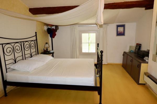 Secteur Saintes maison Saintes (17100)