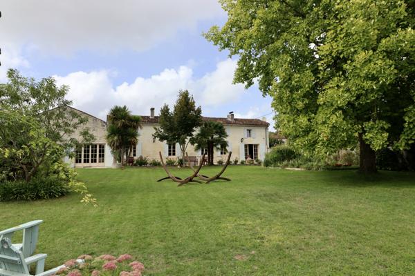 Secteur Saintes maison Saintes (17100)