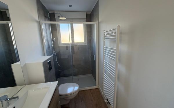 Maison à louer    9 pièces •  Bruyères-et-Montbérault