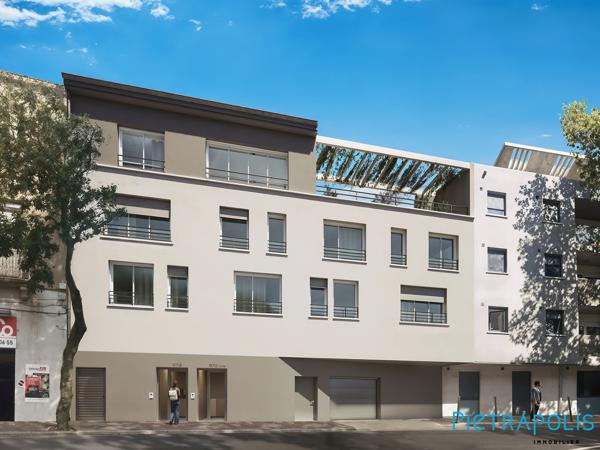 Sète : Appartement T3 en duplex de 67,60m² habitable totalisant 78,19m², terrasse de 42,60 m², ascenseur, place de parking