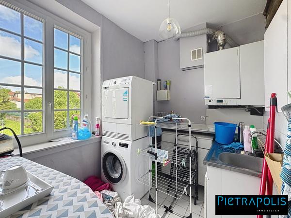 Magnifique Maison de 280 m2 : 7 chambres, piscine et dépendance, terrain de 1400 m2 - Soucieu-en-Jarrest
