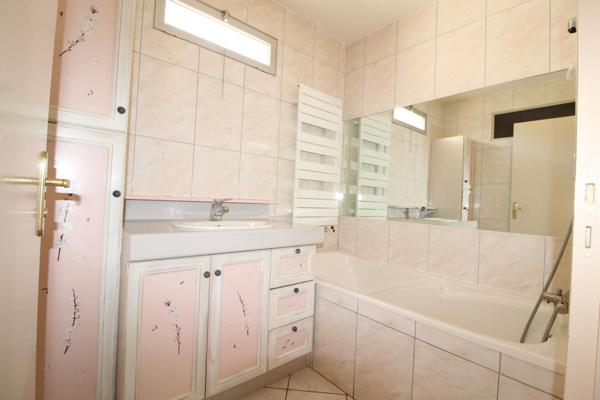 CHOLET, BELLE MAISON FAMILIALE 128M2 À DECOUVRIR !!