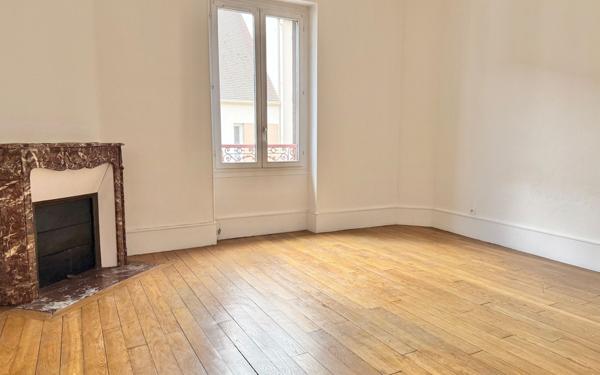 Maison à vendre    7 pièces • 137 m2 Morangis