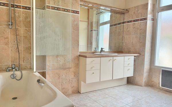 Maison à vendre    7 pièces • 137 m2 Morangis