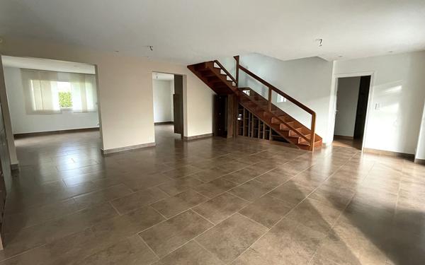 Maison à vendre    6 pièces •  Vannes