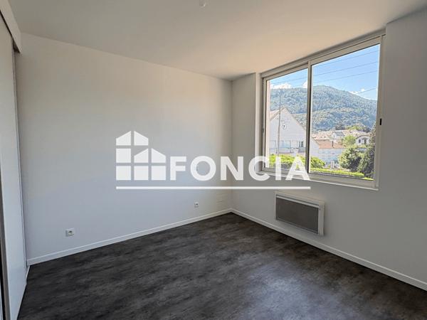 Location Appartement 3 pièces 69.4 m² - 17 AVENUE HELIOS Lourdes 65100