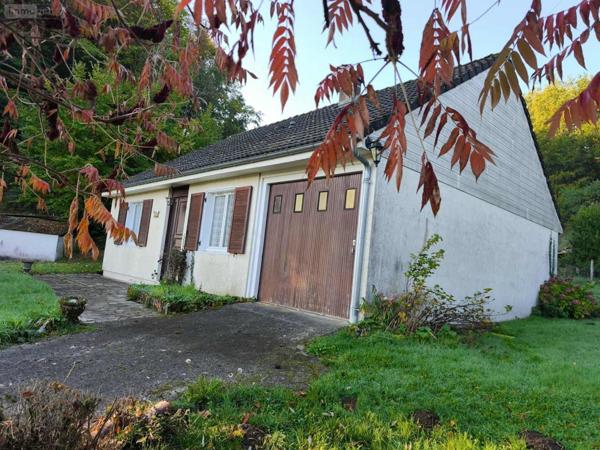 Maison à vendre à Vitrac dans le Cantal (15220), ref : 059-2033
