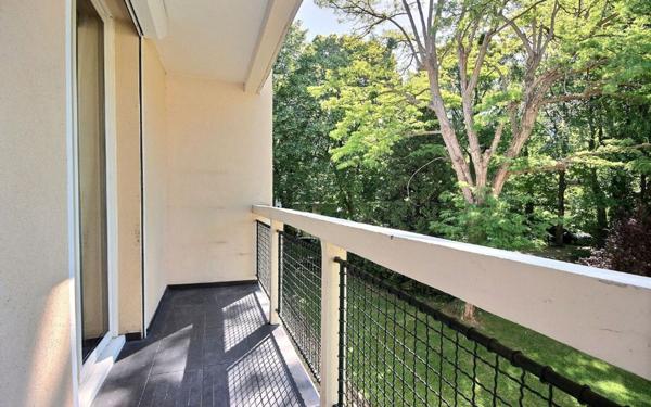 Appartement à louer    3 pièces • 52,19 m2 Chaville