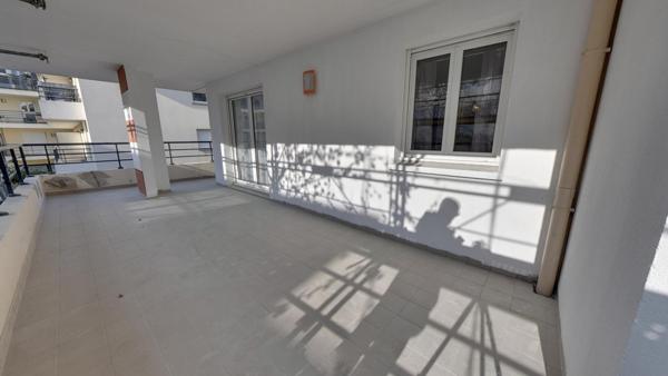 Appartement 2 pièces TERRASSE 28m²! Une opportunité rare sur le secteur, à visiter rapidement !