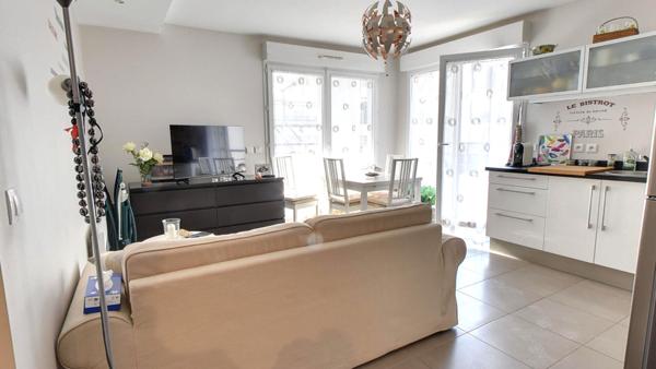 Appartement 2 pièces TERRASSE 28m²! Une opportunité rare sur le secteur, à visiter rapidement !