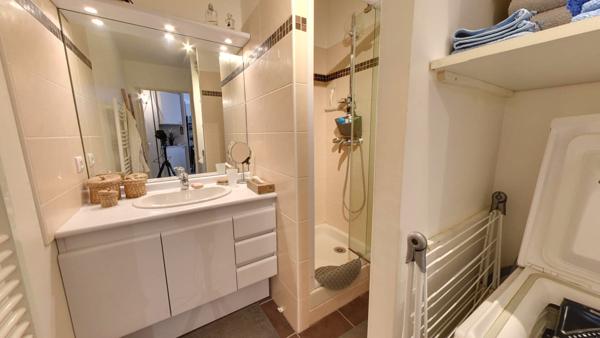 Appartement 2 pièces TERRASSE 28m²! Une opportunité rare sur le secteur, à visiter rapidement !