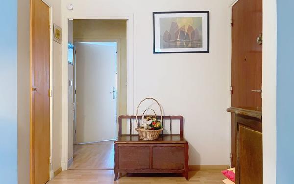 Appartement à vendre    3 pièces • 68,98 m2 Antibes