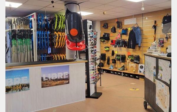 Vente Local commercial Les cabannes   