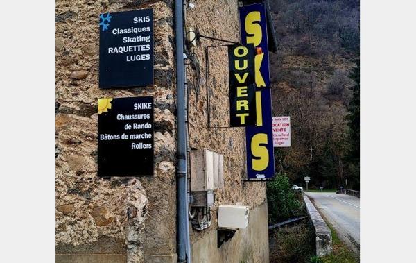 Vente Local commercial Les cabannes   