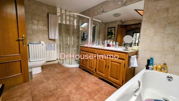 Maison à vendre 8 pièces de 281 m²