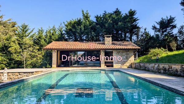 Maison à vendre 8 pièces de 281 m²