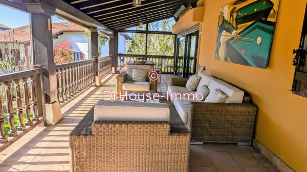 Maison à vendre 8 pièces de 281 m²