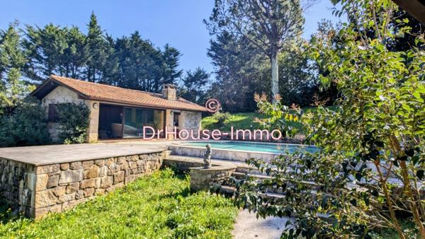 Maison à vendre 8 pièces de 281 m²